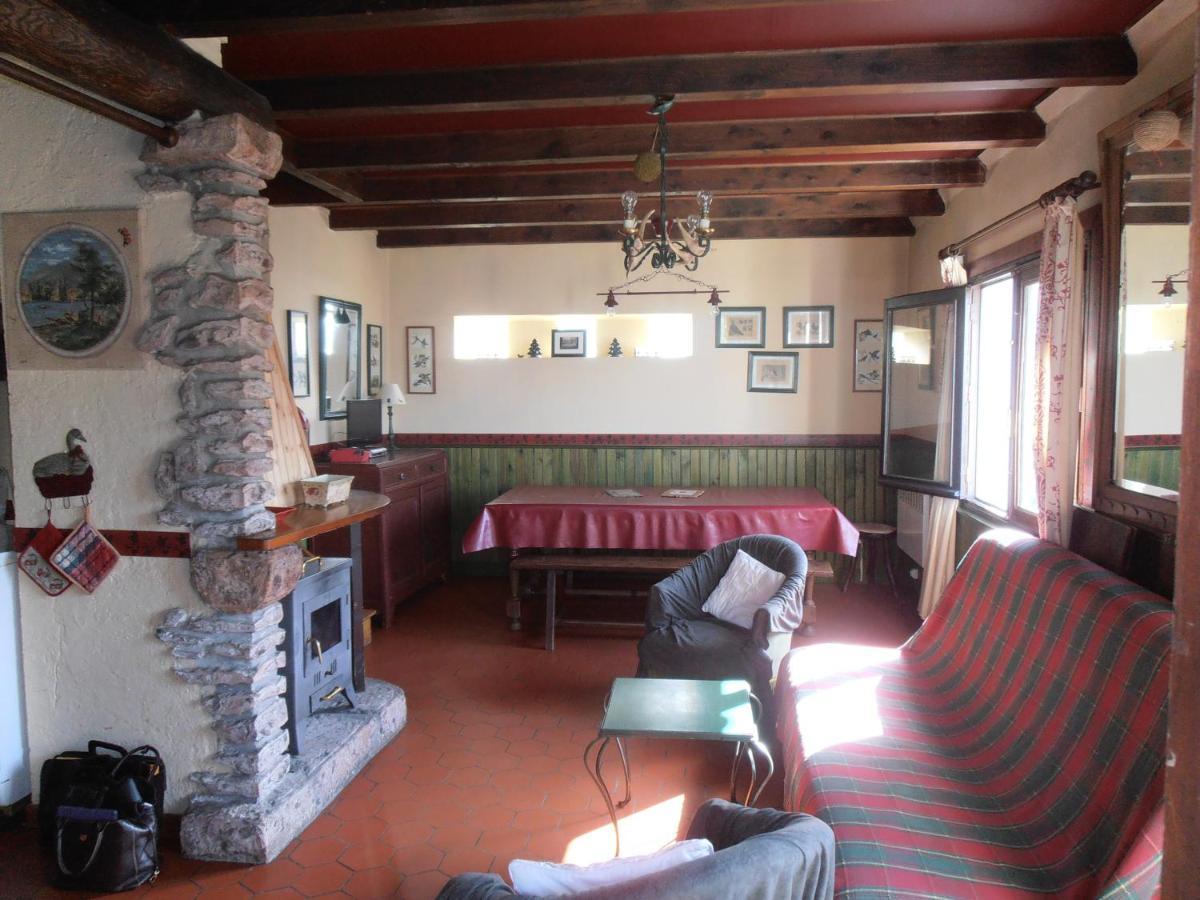 Chalet Avec Vue Panoramique Sur Le Plomb Du Cantal Vila Saint-Jacques-des-Blats Exterior foto